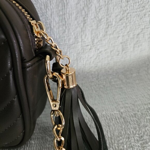 🔆3 for $20! Quilted Crossbody Bag - Picture 6 of 8